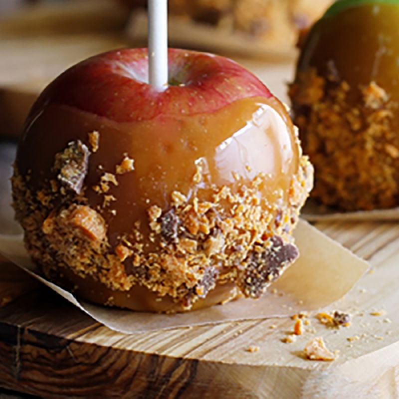 Butterfinger Caramel Apples Thumbnail