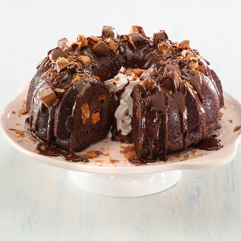 Butterfinger® Double Fudge Bundt Cake Thumbnail