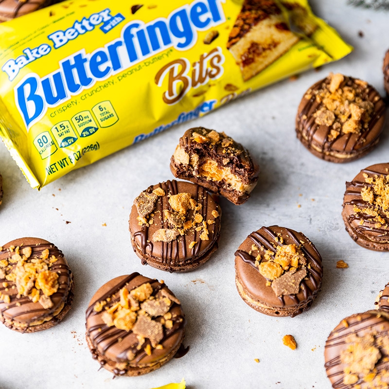 Butterfinger Macarons Recipe by @mikebakesnyc