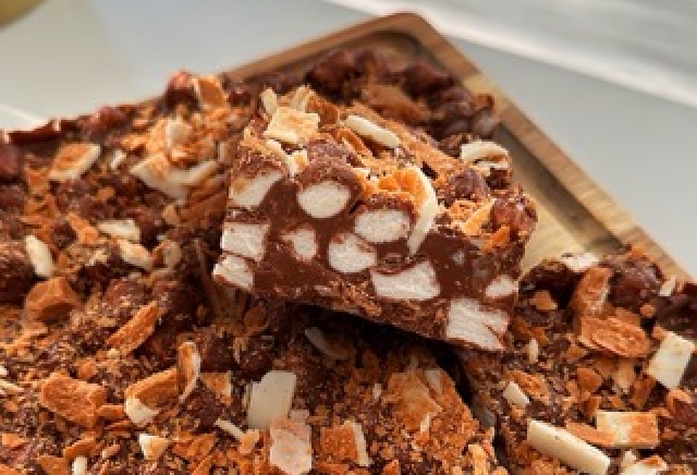 Marshmallow Butterfinger Bars