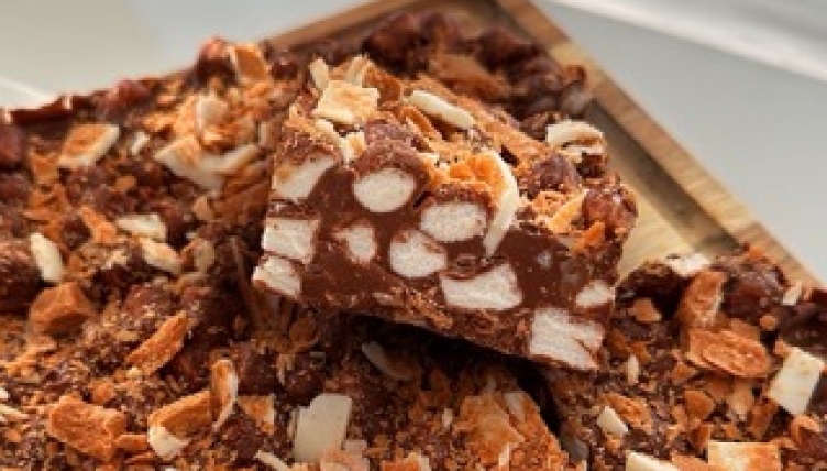 Marshmallow Butterfinger Bars