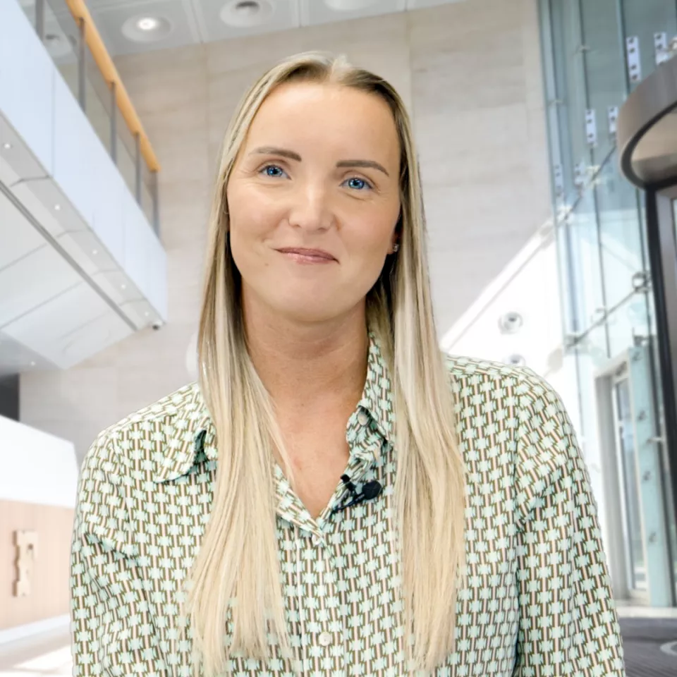 Lady with long blonde hair