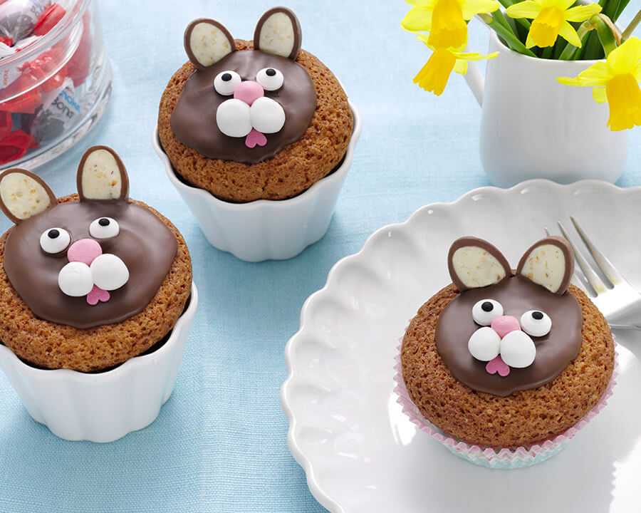 Muffin del coniglietto di Pasqua con Kinder Schoko-Bons