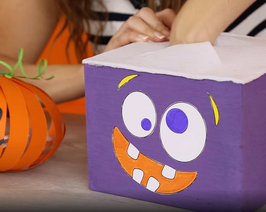 Crea una scatola mostruosamente simpatica