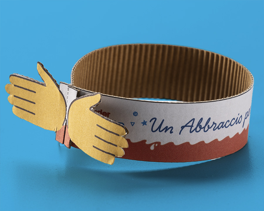 Crea il tuo abbraccialetto e dedicalo a una persona speciale