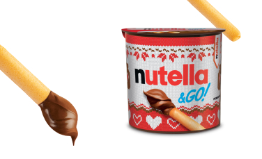 A packet of Nutella® & Go! Christmas Edition on a white background. One breadstick dipped in Nutella is shown in the bottom left corner. Another breadstick is placed at the top right of the pack
