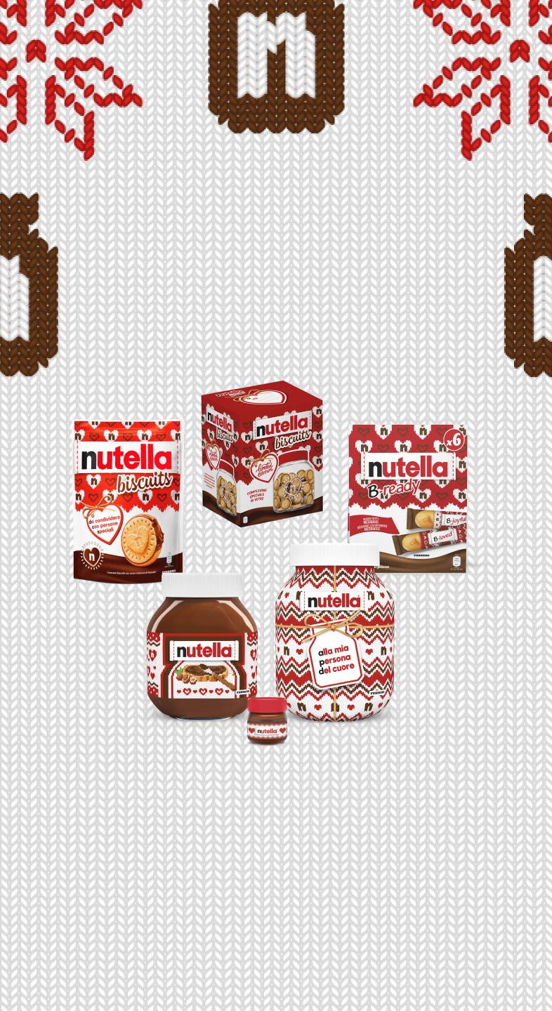 I prodotti natalizi di Nutella® sono esposti in una composizione circolare.